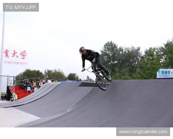 北京极限运动队技术革新引发热议探索极限运动的新未来